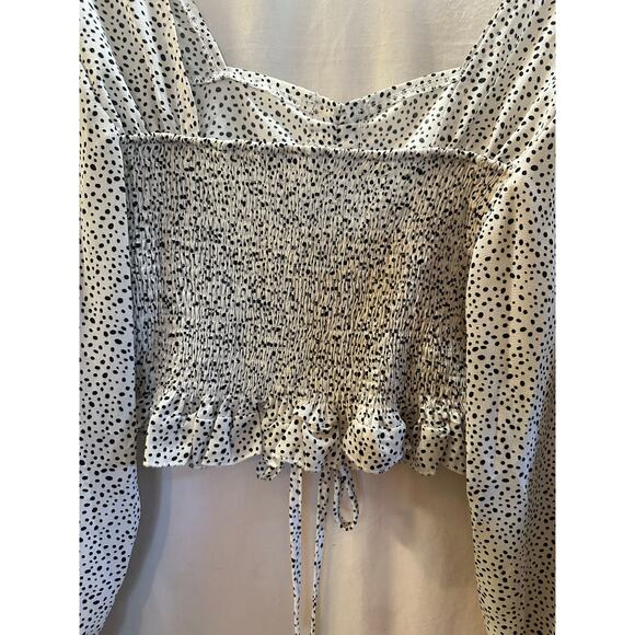 Dalmatian Dot Puff-Sleeve Crop Top (P2P 18”) – Size S/M - Picture 5 of 5